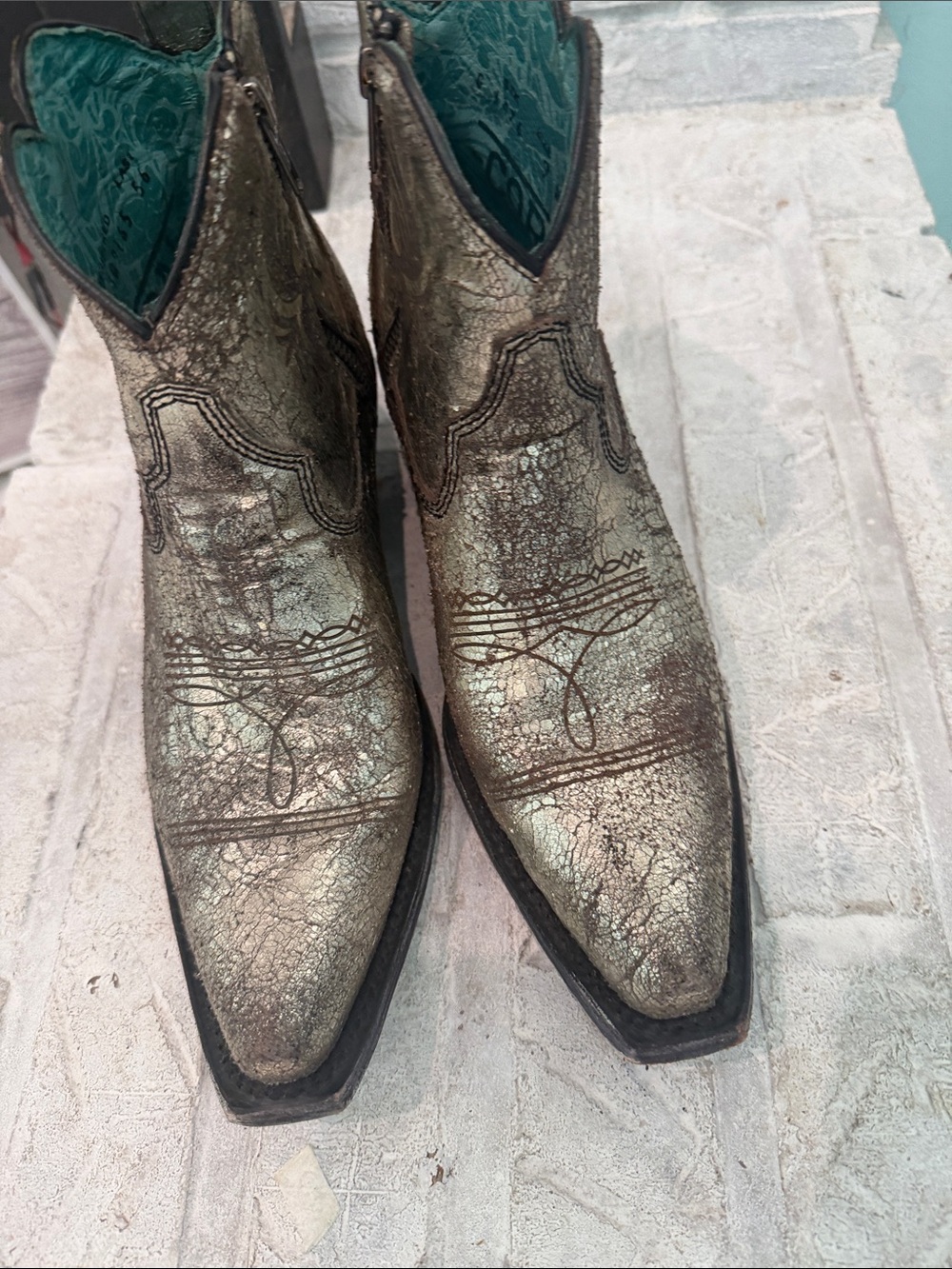 Corral Metallic Gold Ankle Western Booties with Turquoise Lining - Picture 6 of 8